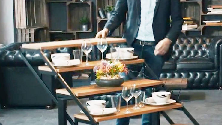 Nifty table turns into a shelf
